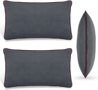 Set of 2 cushions made of soft velvet, in gray and maroon edge. With pipe type edge. Size 30x50cm